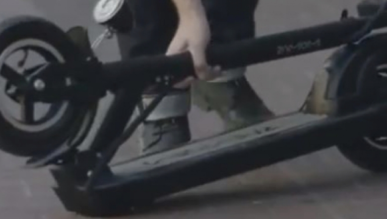 Incident serios în Timișoara: Un tânăr de 16 ani, internat de urgență după o căzătură cu trotineta 1 accident grav in timisoara adolescent de 16 ani transportat de urgenta la spital dupa ce a cazut cu trotineta 68a4c5581f950