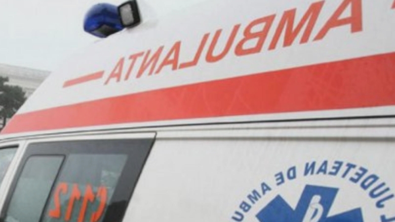 Coliziune între tramvaie în Timișoara: Trei răniți în incidentul surprinzător 1 accident intre doua tramvaie in timisoara trei persoane au fost ranite 68b15f3e62759