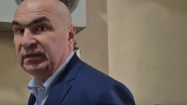 Investigație asupra afacerilor lui Bolojan: Procurorii analizează achiziția autobuzelor din Oradea, anunță Marius Voineag, șeful DNA 1 afacerile lui bolojan in vizorul procurorilor seful dna marius voineag anchetam achizitia autobuzelor de la oradea 68a6a6484c447