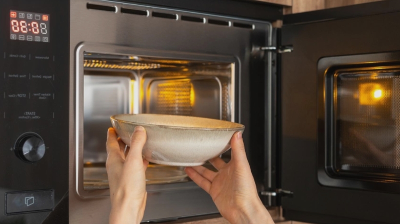 Mâncăruri pe care e bine să nu le încălzești la microunde 1 alimente care nu trebuie reincalzite la microunde 68a637c3afacb