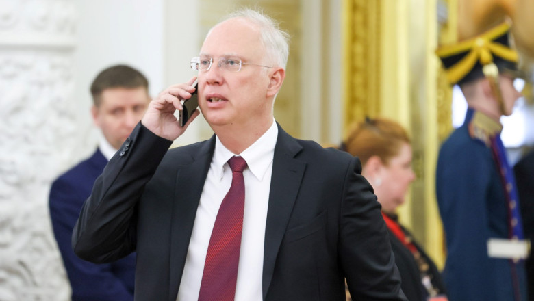 Alerte din partea celor din anturajul lui Putin privind „fake news”-urile înainte de discuțiile cu Trump în Alaska 1 apropiatii lui putin avertizeaza asupra dezinformarilor inainte de intalnirea cu trump din alaska 689842955a39a