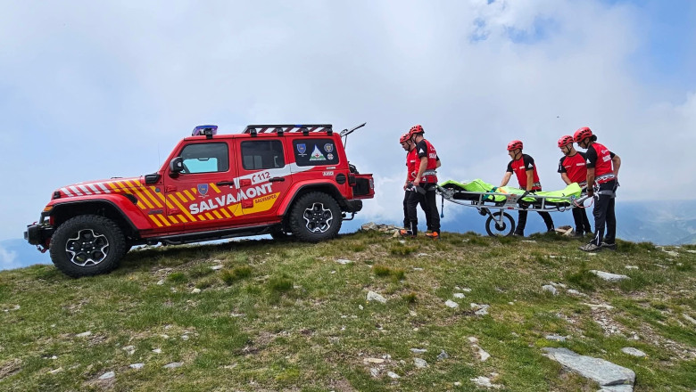 Salvamont lansează un apel urgent: sunt necesari 300 de noi angajați pentru asigurarea unui serviciu sigur și eficient 1 avertismentul salvamont este nevoie de angajarea a 300 de oameni pentru a mentine functionarea serviciului in conditii de siguranta 6890bd1566d4e