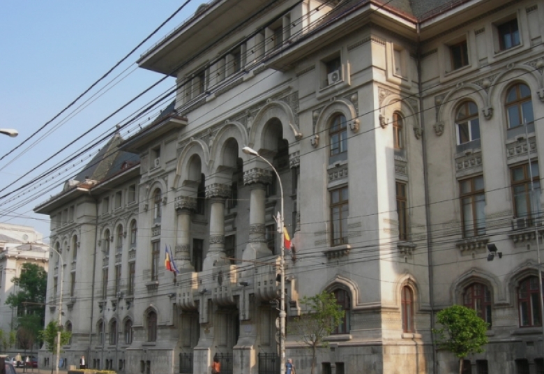 Conflicte interne în Coaliție pentru controlul Primăriei Capitalei. Guvernul, sub tirul acuzațiilor de abuz 1 batalie politica in interiorul coalitiei pe alegerile pentru primaria capitalei guvernul acuzat de abuz 68aec705d6b12