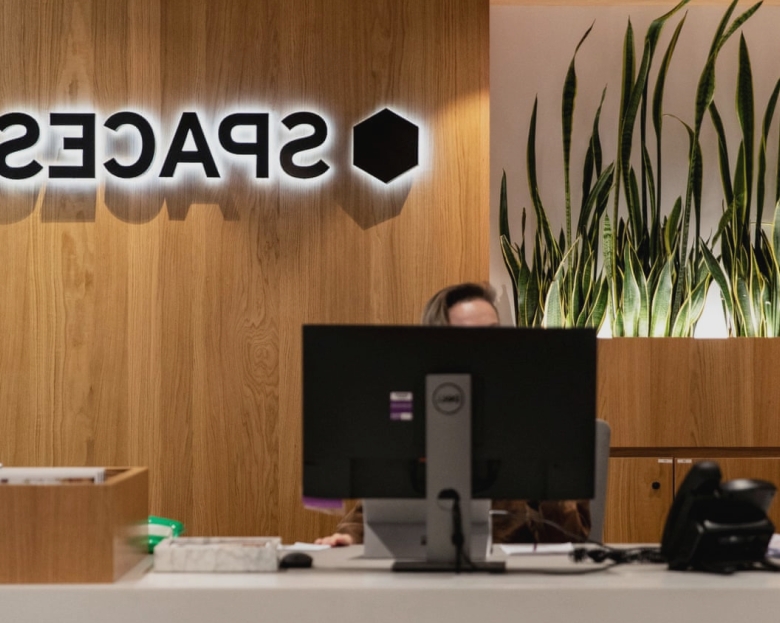 Șeful companiei de birouri flexibile IWG cataloghează scăderea cu 17% a acțiunilor drept „vânzări automate” 1 boss of flexible office firm iwg dismisses 17 fall in share price as machine selling 68a478707120b