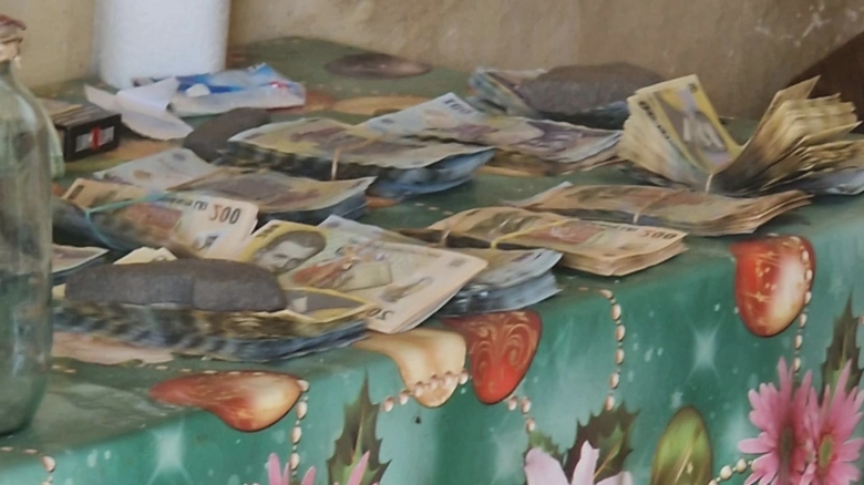 Descoperire uluitoare în Giurgiu: un fiu a păstrat trupul tatălui său acasă timp de șase luni pentru a continua să primească pensia acestuia 1 caz socant in judetul giurgiu un barbat a tinut cadavrul tatalui in casa timp de sase luni pentru a i incasa pensia 68af465d2488a