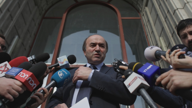 Care sunt perspectivele proiectului de reformă a pensiilor magistraților în fața Curții Constituționale? Comentariile lui Tudorel Toader 1 ce sanse are proiectul privind pensiile magistratilor sa treaca de curtea constitutionala explicatiile lui tudorel toader 68a0425b2875d