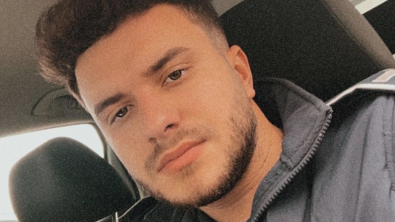 Povestea polițistului-eroi din Capitală: Marian Godină dezvăluie identitatea și imaginea sa, iar românii reacționează 1 cine este politistul erou din capitala marian godina i a facut public numele si fotografia reactia romanilor 68affd05889ad