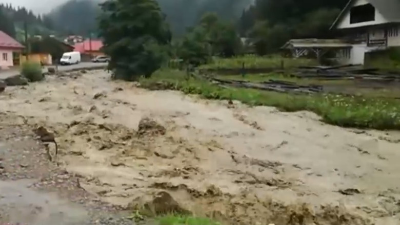 Atenționare de inundații în Suceava, Neamț, Harghita, Botoșani și Iași. 23 de județe sunt sub avertizare de cod galben 1 cod portocaliu de inundatii pe rauri din suceava neamt harghita botosani si iasi cod galben in 23 de judete 68932ee36e03e
