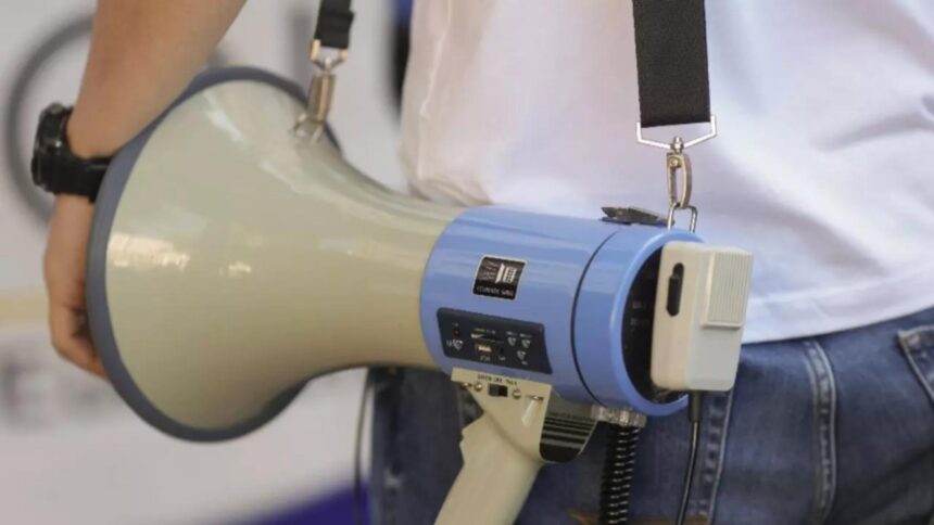 Frăția cu pădurea: Silvicultorii își exprimă astăzi nemulțumirile în fața Ministerului Mediului 1 codrul frate cu romanul dar si cu protestul silvicultorii isi striga azi nemultumirile in fata ministerului mediului 68a573a71ea37