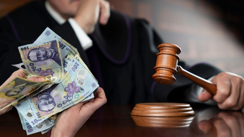 Pensiile speciale - povestea unei erori naționale. Valeriu Stoica, creatorul lor, își exprimă regretul pentru decizia din 1997 1 cum au ajuns pensiile speciale napasta romaniei parintele lor valeriu stoica regreta ca le a dat nastere in 1997 688cd446dbc74