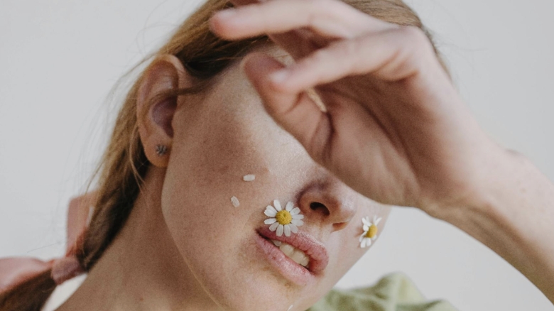 Secretele tinereții: Alimentele de care să te ferești pentru o piele radiantă mai mult timp 1 cum poti preveni imbatranirea prematura a pielii alimentele la care trebuie sa renunti daca vrei sa te mentii tanara mai mult timp 68ac586c32267