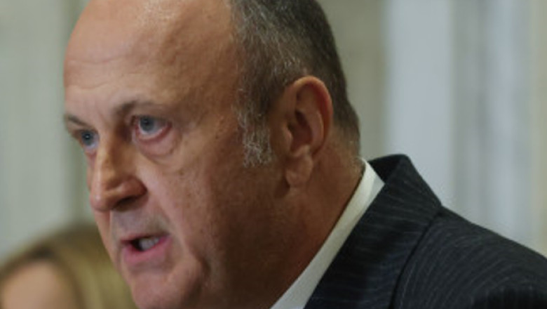 Dan Șucu, principalul acționar al FC Rapid, solicită demisia șefului LPF: „Remunerat generos, se îndreaptă spre palat pentru a adora inelul.” 1 dan sucu actionarul majoritar fc rapid cere demisia presedintelui lpf platit regeste se deplaseaza la palat pentru a pupa inelul 689a377a2eb5b