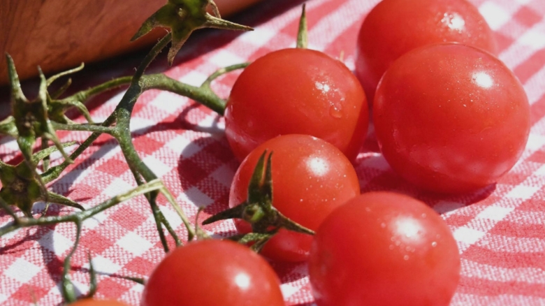 De ce să incluzi roșiile în dieta zilnică? Descoperă avantajele surprinzătoare pe care nu le cunoșteai 1 de ce ar trebui sa mananci rosii in fiecare zi beneficii despre care sigur nu stiai 68a73ac98f88e