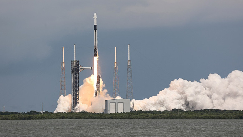 Donald Trump relaxează reglementările ecologice pentru lansările de rachete, o decizie favorabilă lui Elon Musk 1 donald trump reduce standardele de mediu pentru lansarile de rachete masura il avantajeaza pe fostul sau colaborator elon musk 689d8ba4df948