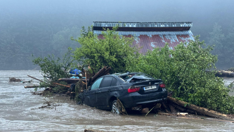 Dragoș Pîslaru anunță că refacerea regiunilor din Neamț și Suceava afectate de inundații ar putea beneficia de sprijin financiar din partea Uniunii Europene 1 exclusiv dragos pislaru spune ca reconstructia zonelor din neamt si suceava distruse de inundatii ar putea fi facuta cu fonduri europene 688d0c158e775