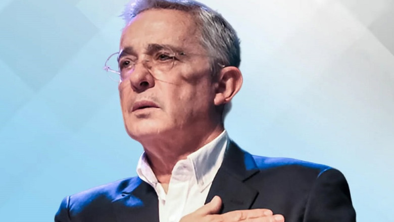 Fostul lider columbian Álvaro Uribe, încarcerat pentru 12 ani în sistem de arest la domiciliu 1 fostul presedinte al columbiei alvaro uribe condamnat la 12 ani de arest la domiciliu 688da80c1bde9