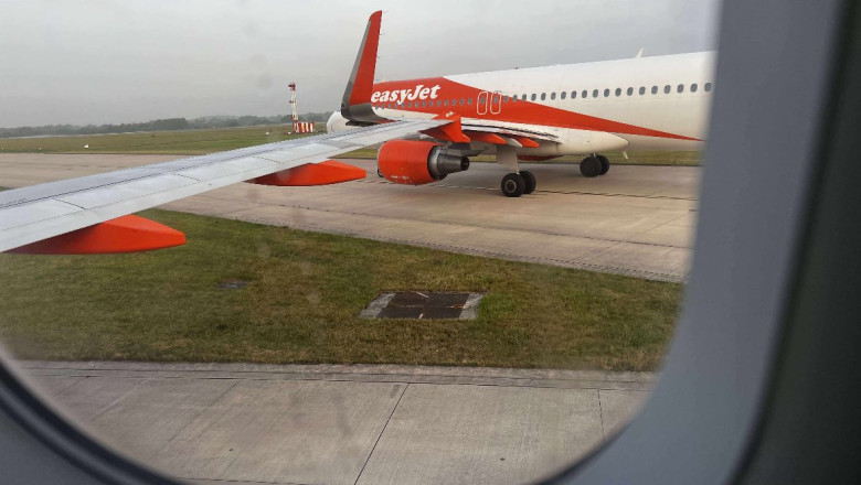 Impact aerian pe aeroportul din Manchester: „Avionul a vibrat – a fost o lovitură devastatoare.” 1 foto doua avioane au intrat in coliziune pe aeroportul din manchester tot avionul a tremurat a fost o lovitura puternica 689efe50cc86f