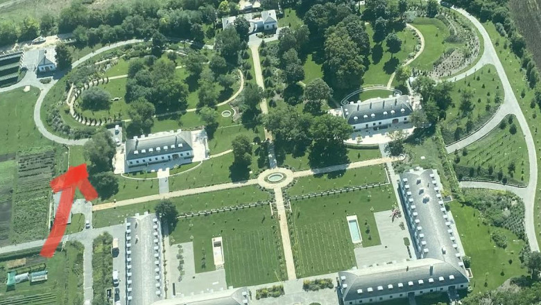 Controversa din Ungaria: Reședința de vară a premierului Orbán stârnește indignare - palmieri, garaj subteran și o grădină zoologică privată asemănătoare celei a lui Ianukovici 1 galerie foto scandal in ungaria din cauza resedintei de vara a premierului orban palmieri garaj subteran si zoo privata ca cea a lui ianukovici 689b121d1052d