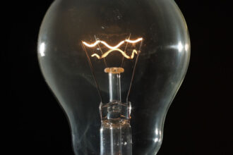 iranul intrerupe furnizarea de electricitate in teheran 689347cfe84f4