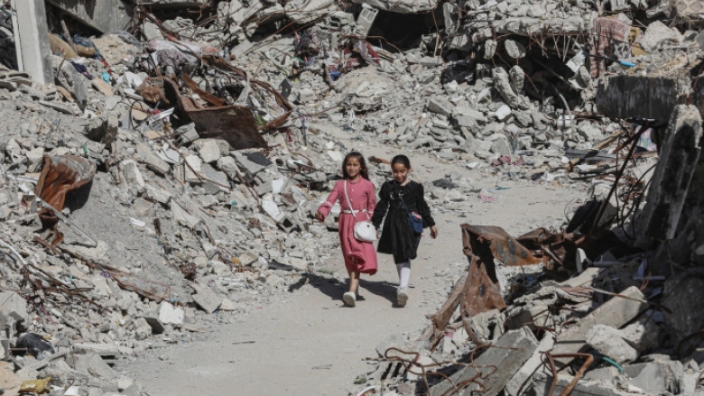 Amnesty International: Israelul perpetratează un „genocid în timp real” în Fâșia Gaza 1 israelul comite un genocid in direct in fasia gaza acuza amnesty international 68a2df403b5f1