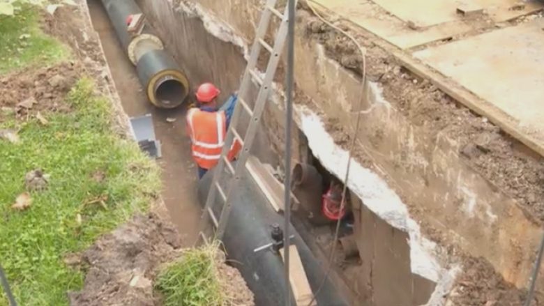 Bucureștiul, în umbra frigului: jumătate din oraș rămâne fără apă caldă. Termoenergetica anunță mobilizarea echipelor pentru remediere. Care sunt zonele afectate? 1 jumatate din bucuresti fara apa calda termoenergetica echipele lucreaza la foc continuu ce sectoare sunt afectate 68a2e5b208597