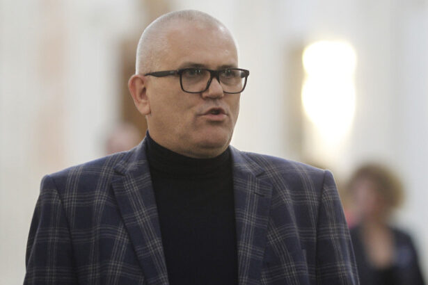 marius pieleanu pleaca de la snspa dupa noul scandal de abuz sexual institutia confirma incheierea contractului 6890ab3ba9fcc