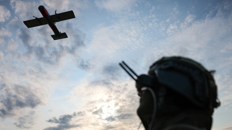 Strategia inovatoare de pregătire a soldaților ucraineni pentru confruntările cu dronele rusești. Insighturi despre operațiunea Interflex 1 metoda inedita prin care soldatii ucrainei sunt antrenati pentru atacurile cu drone ale rusiei detaliile operatiunii