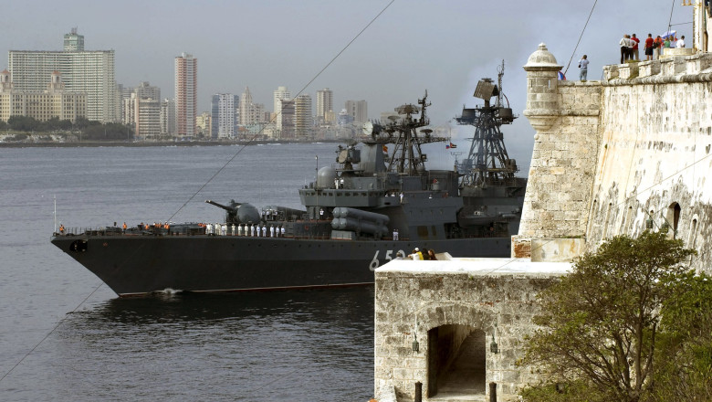 Destinul navei antisubmarin Amiral Chabanenko: de la fregată la o soartă similară cu cea a portavionului Kuznețov 1 nava antisubmarin amiral chabanenko urma sa devina o fregata dar ar putea avea soarta portavionului kuznetov 689ac58d1a258