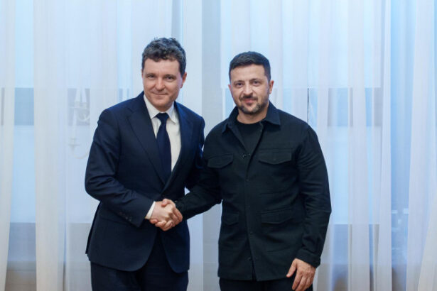 news alert nicusor dan a vorbit la telefon cu volodimir zelenski seful statului va merge la kiev in aceasta toamna 689b5e0f61794