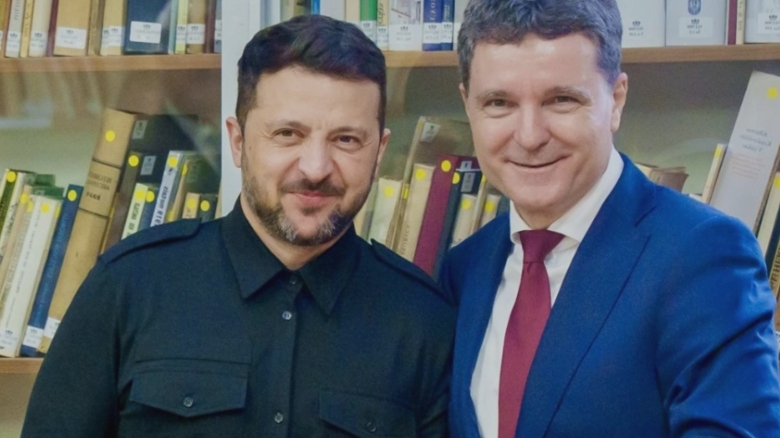 Nicușor Dan transmite un mesaj cu ocazia Zilei Independenței Ucrainei: Care va fi rolul României după încheierea conflictului? 1 nicusor dan mesaj cu ocazia zilei independentei ucrainei ce rol va avea romania dupa incheierea conflictului video 68aaceec0a7e8