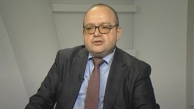 Un nume surpriză în cursa pentru conducerea SRI: Descoperiți cine este Valentin Naumescu, candidatul favorit al lui Nicușor Dan 1 o noua surprinza pe lista scurta pentru sefia sri cine este valentin naumescu omul pe care nicusor dan l ar dori in fruntea serviciilor surse 68af0c034e76c