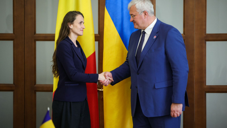 Oana Ţoiu și omologul său ucrainean discută despre protecția drepturilor minorităților naționale 1 oana toiu intalnire cu omologul ucrainean ministra de externe a subliniat importanta protejarii drepturilor minoritatilor nationale 6895959d9565e