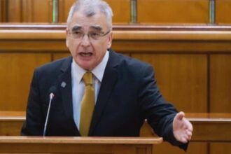 petrisor peiu senator aur costul imprumuturilor romaniei creste din nou abrupt 68a452eca1ac7