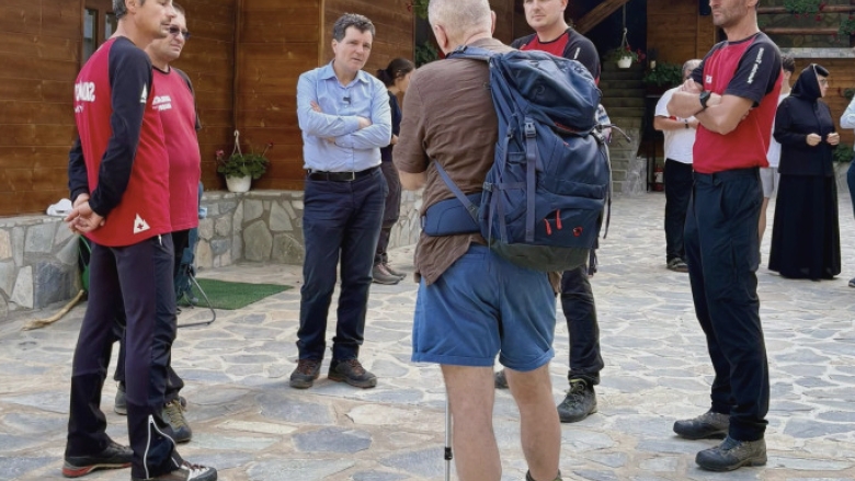 Întâlniri între președintele Nicușor Dan și vicepremierul Tanczos Barna cu salvamontiștii din Brașov: subiectele abordate 1 presedintele nicusor dan si vicepremierul tanczos barna intalniri cu salvamontistii din zona brasov despre ce au discutat 68a1a19477be1