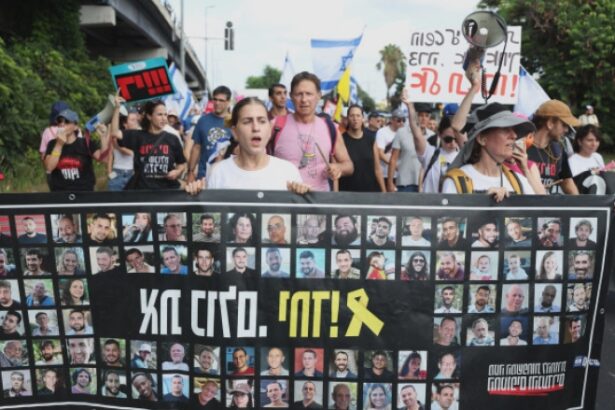 proteste in israel manifestantii cer un acord pentru eliberarea ostaticilor de catre hamas 68a1aa97d2db5