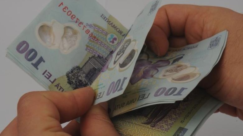 PSD a reușit să-l convingă pe Bolojan: a fost eliminată restricția privind cumulul pensiei cu salariul 1 psd l a convins pe bolojan a fost scoasa din pachetul 2 prevederea care interzicea cumulul pensie salariu 68ad97e605cbf