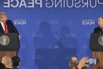 reactii in presa internationala dupa summitul din alaska in timp ce putin este considerat victorios trump este pus la zid 68a09598d0602