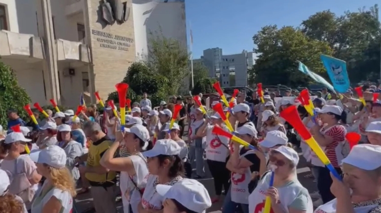 Furia cetățenilor: Constanța se mobilizează împotriva măsurilor de austeritate 1 revolta romanilor oamenii ies in strada protest al sindicatelor din constanta fata de masurile de austeritate 68aeb2f0a5f2f