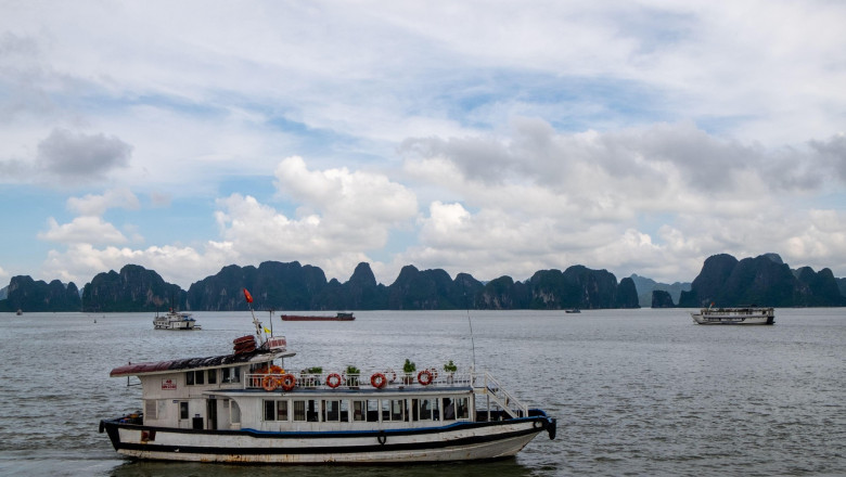 Românii și alți cetățeni europeni din 11 țări pot explora Vietnamul fără vize. Ce trebuie să știi pentru a călători? 1 romanii si cetateni din alte 11 tari ale ue pot calatori in vietnam fara vize care sunt conditiile 6899ba079618a