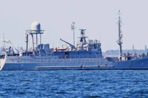 rusia a scufundat o nava ucraineana de recunoastere la gurile dunarii folosind o drona navala video 68b0b287334db