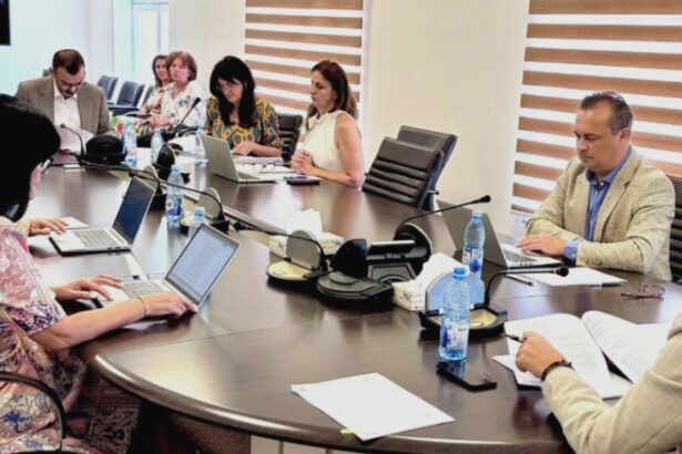 salariile anre asf si ancom taiate cu 30 iar schema de personal redusa semnificativ ce prevede planul de austeritate pentru institutiile cu salarii uriase 68a32d9d5bd63