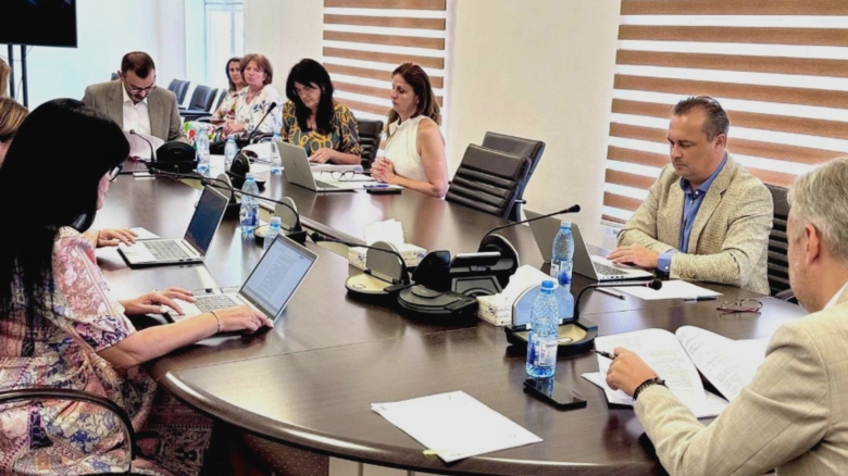 Reducerea cu 30% a salariilor la ANRE, ASF și ANCOM: măsuri drastice în planul de austeritate pentru instituțiile cu bugete mari 1 salariile anre asf si ancom taiate cu 30 iar schema de personal redusa semnificativ ce prevede planul de austeritate pentru institutiile cu salarii uriase 68a32d9d5bd63