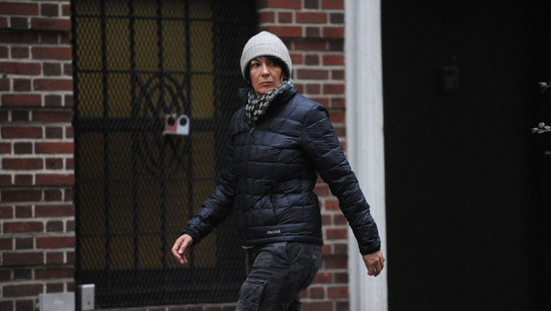 Controversa Epstein: Ghislaine Maxwell a fost transferată într-o închisoare cu condiții mai blânde, iar Trump afirmă că nu a fost solicitat să-i acorde grațiere 1 scandalul epstein ghislaine maxwell mutata intr un penitenciar cu regim mai lejer trump spune ca nu i a fost cerut sa o gratieze 688dc33ab2393