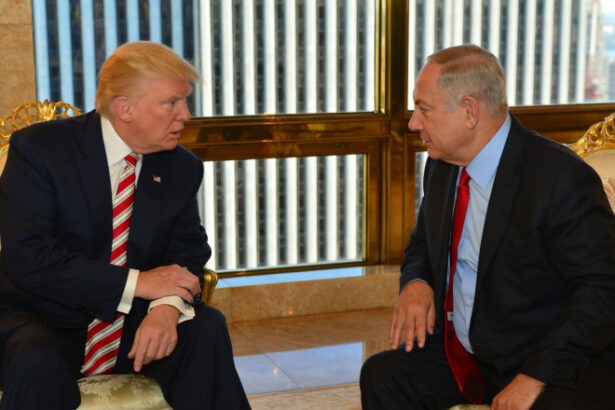 situatie fara precedent in israel 550 de fosti oficiali printre care si sefi ai mossad ii cer lui trump sa l opreasca pe netanyahu 68907997ef1b8