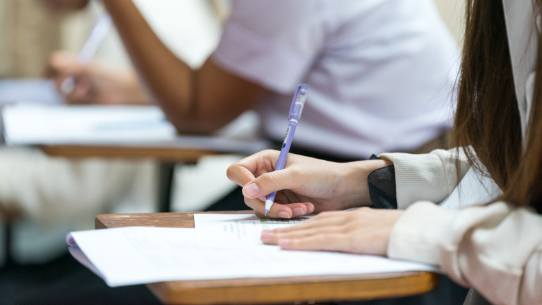 BAC 2025, sesiunea de toamnă: Astăzi, elevii își testează cunoștințele la limba și literatura română 1 subiecte bac sesiunea de toamna 2025 elevii sustin astazi proba scrisa la limba si literatura romana 689980694f5f3