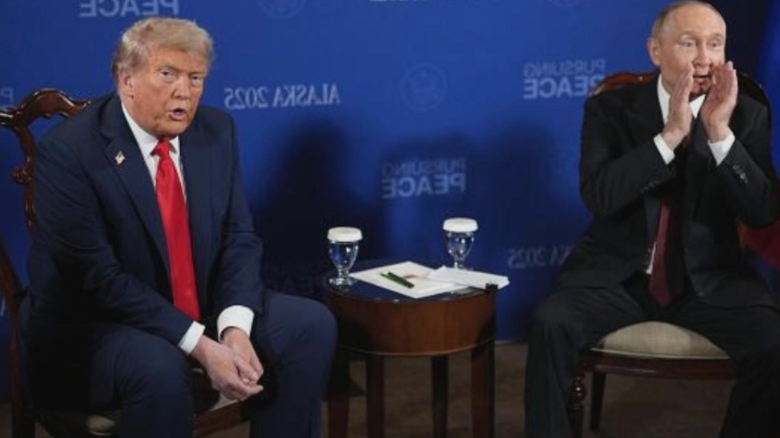 Revelația lui Vladimir Putin: Ce limbă a ales la summit? Ultimele declarații ale liderului rus în Alaska 1 surpriza facuta de vladimir putin in ce limba a vorbit la summit ultimele cuvinte rostite de presedintele rus in alaska 68a451adae100