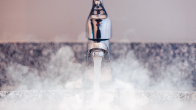 Bucureștiul se pregătește pentru întreruperi de apă caldă: detalii despre lucrările la rețeaua de termoficare și zonele vizate 1 sute de blocuri din bucuresti vor ramane fara apa calda sunt anuntate lucrari la sistemul de termoficare care sunt zonele afectate 6899e78bec1a5