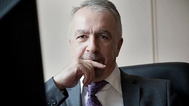 „Frică de Sfârșit: Strategii comune ale lui Donald Trump și Vladimir Putin, conform unui fost ofițer KGB.” 1 teama de apocalipsa donald trump si vladimir putin folosesc aceeasi strategie crede un fost oficial al kgb 6890457512766