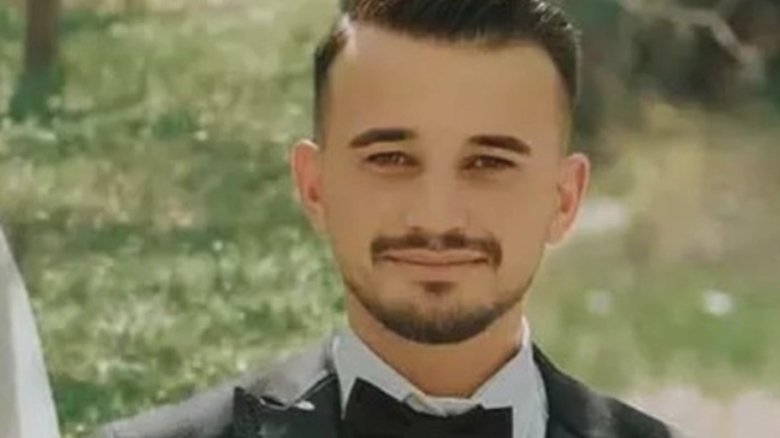 Dramă la o nuntă în Turcia: un tânăr ginere de 23 de ani pierde viața din cauza unui foc de armă tras în semn de „fericire” 1 tragedie la o nunta in turcia ginere de 23 de ani ucis de un foc de arma tras in semn de bucurie 68af2ed4bb960