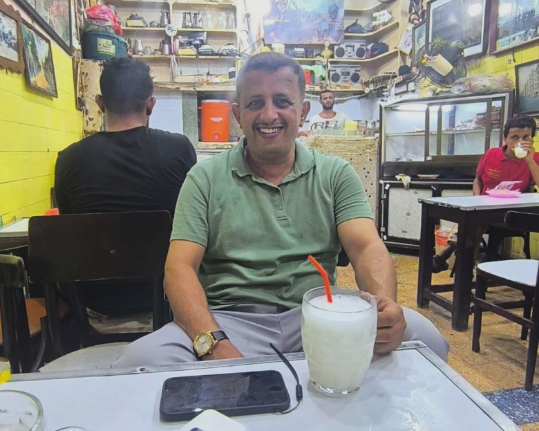 Șoferi de camioane, medici și brutari: yemeniții obișnuiți se îndreaptă spre un jurnalist experimentat când justiția îi lasă în urmă 1 truck drivers doctors and bakers ordinary yemenis turn to veteran journalist when justice fails 68a2d19c86b50